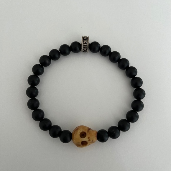 2 King Baby Studio Skull Bracelets - Picture 1 of 3